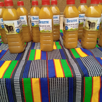 Beurre à base du lait de vache en demi litre/ 3000f